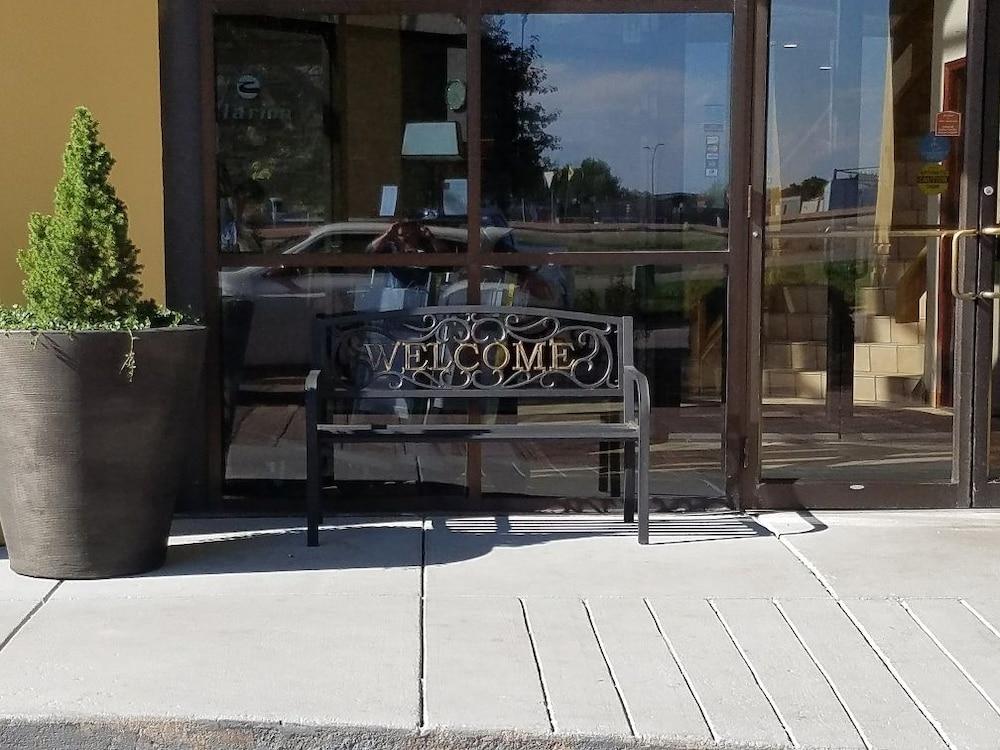 Quality Inn & Suites Fort Collins Exterior foto